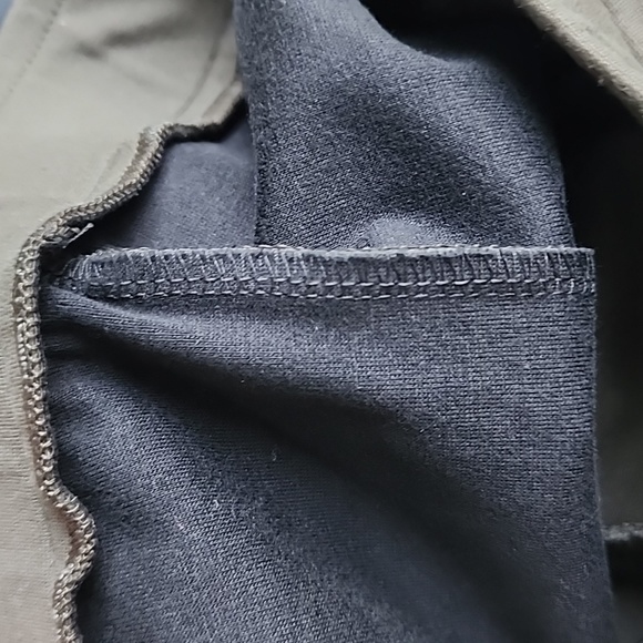 D Exterior Made in Italy Faux Leather Panel High Waisted Leggings - Picture 7 of 7